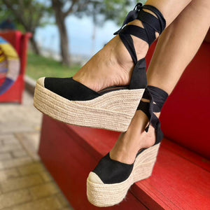 Nuria Black